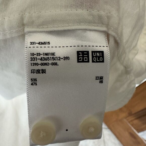 Uniglo Shirt Men’s Lg Short Sleeve Button Up Off white  Preppy - Picture 5 of 7